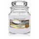 Yankee Candle Baby Powder ароматическая свеча