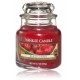 Yankee Candle Black Cherry ароматическая свеча