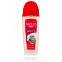 La Rive Sweet Rose lõhnastatud spreideodorant naistele